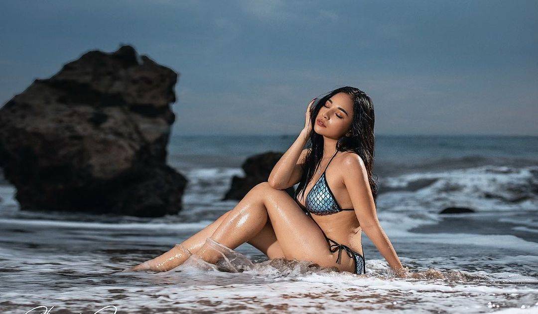Indonesian woman on vacation