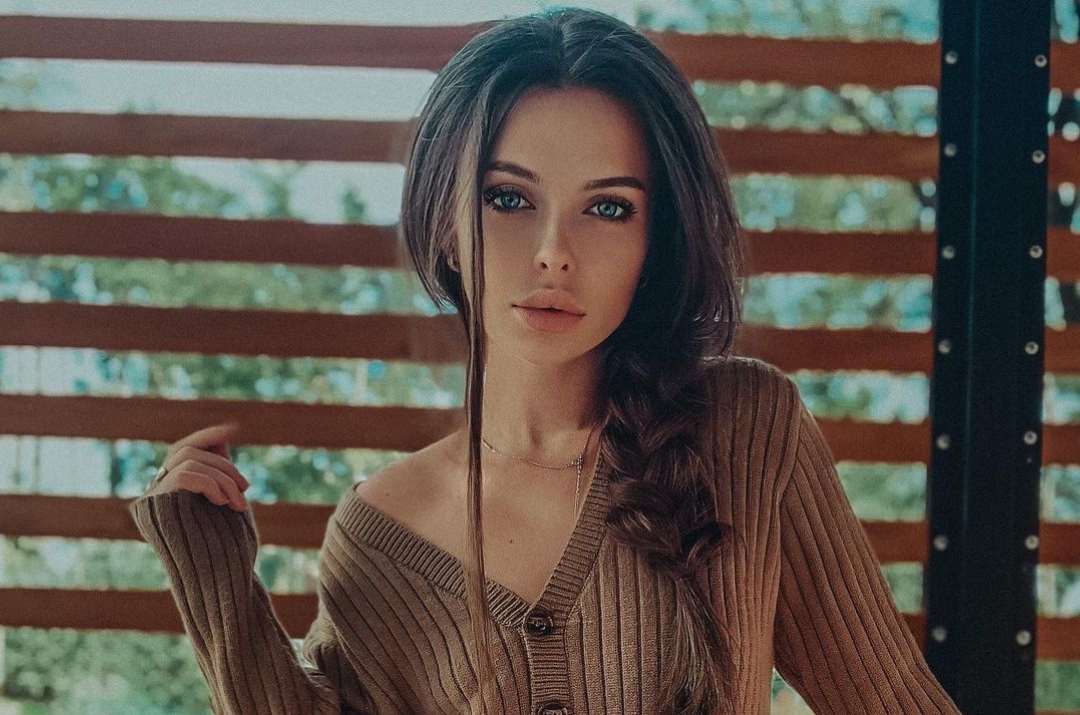 Pretty mail order bride