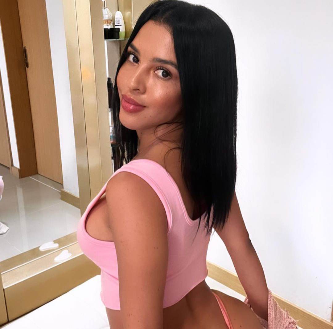 Colombian mail order bride