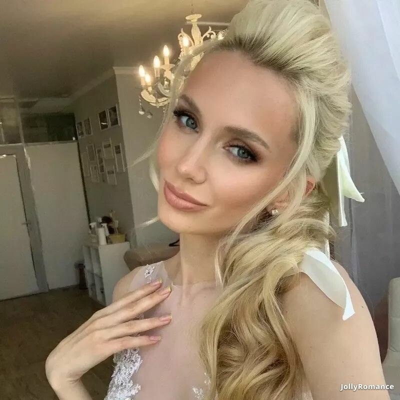 Ekaterina Profile image 4