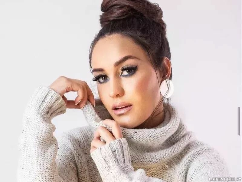 Maria Profile image 4