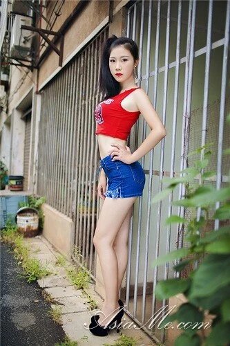 Scarlett Profile image 2