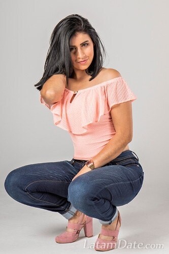 Fernanda Profile image 2
