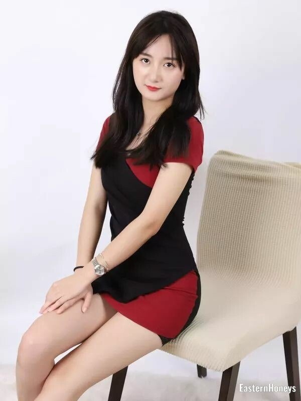 Qiu Li Profile image 1
