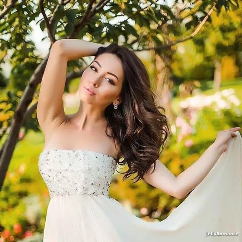 Alisa Profile image 1