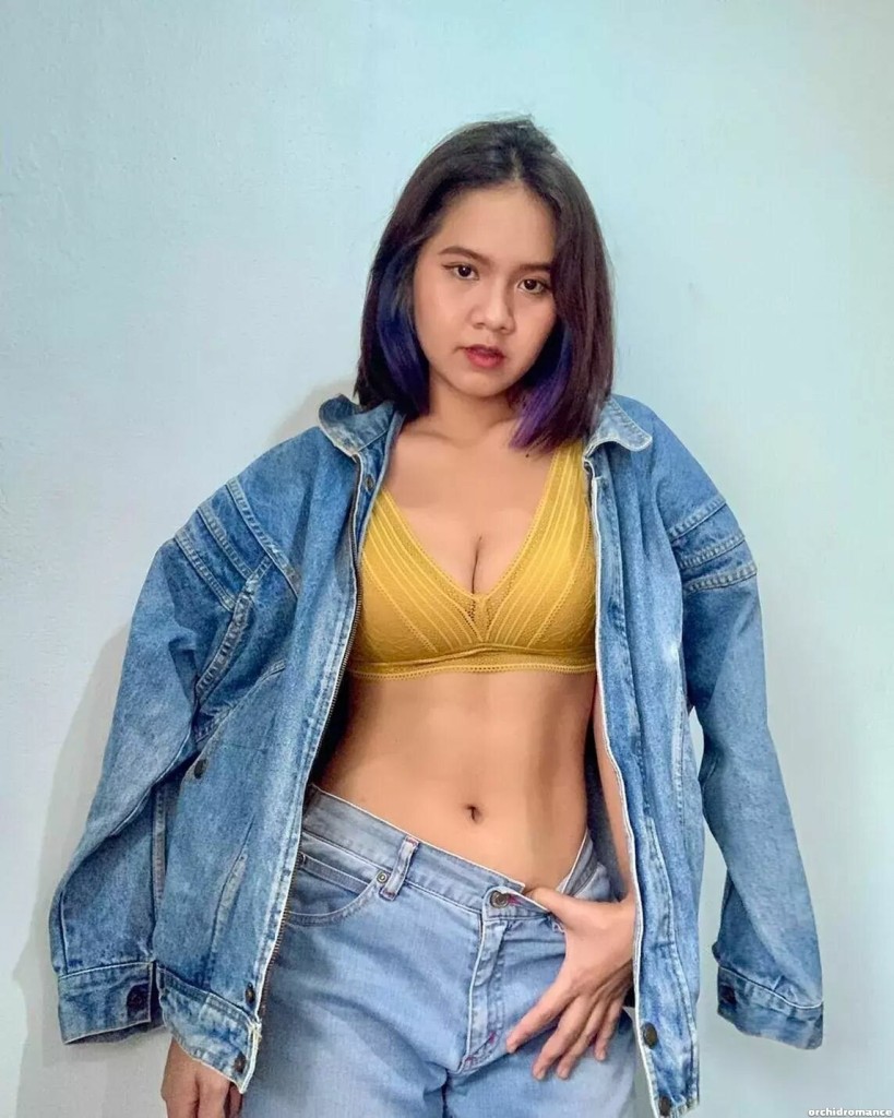 Apisara Profile image 1