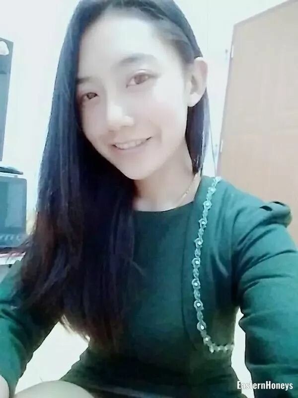 Sirinya Profile image 3