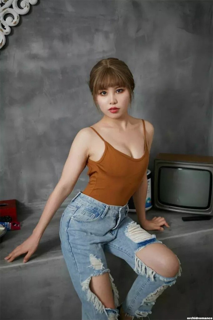 Jia Profile image 2