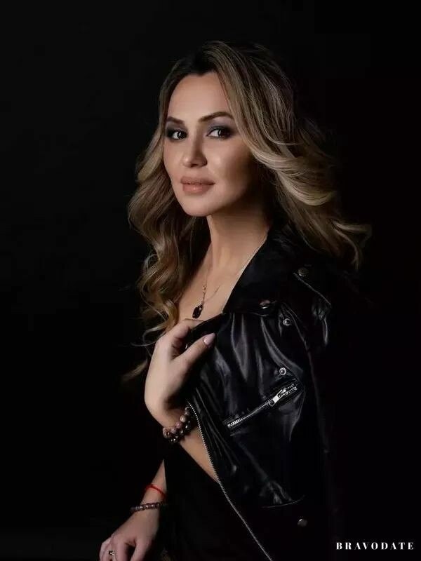 Ksenia Profile image 3