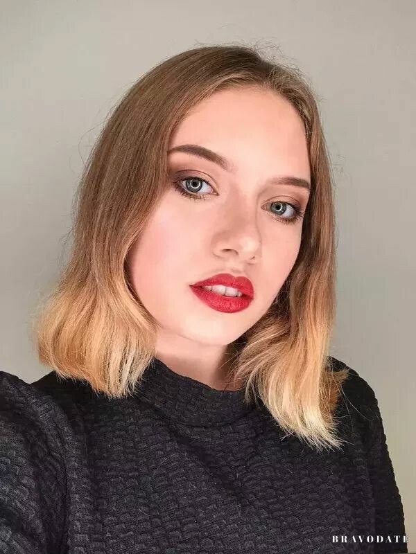 Eva Profile image 4