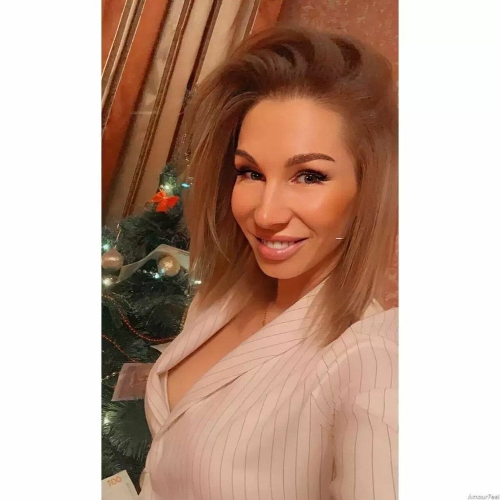 Viktoriia Profile image 6