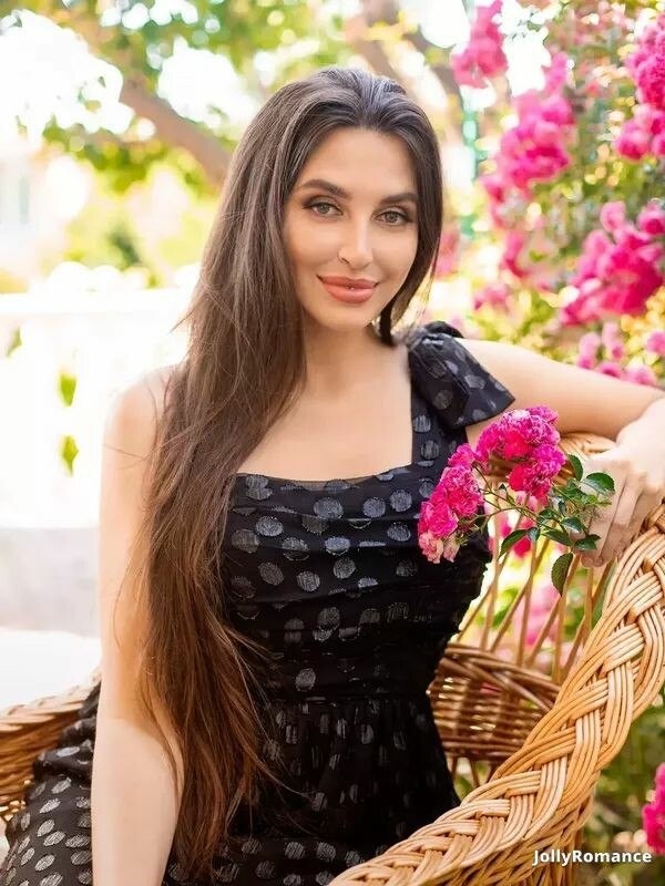 Alexandra Profile image 2