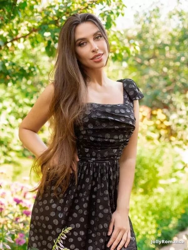 Alexandra Profile image 3