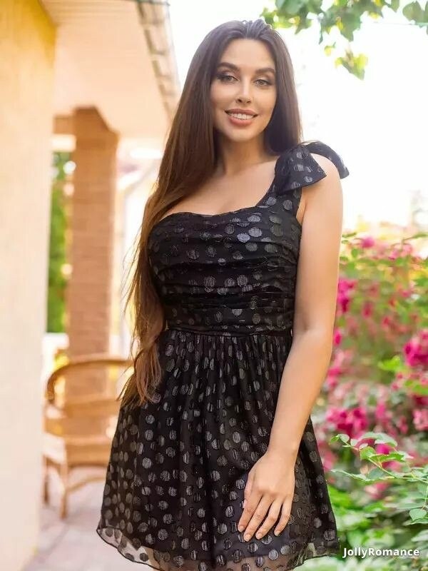 Alexandra Profile image 5