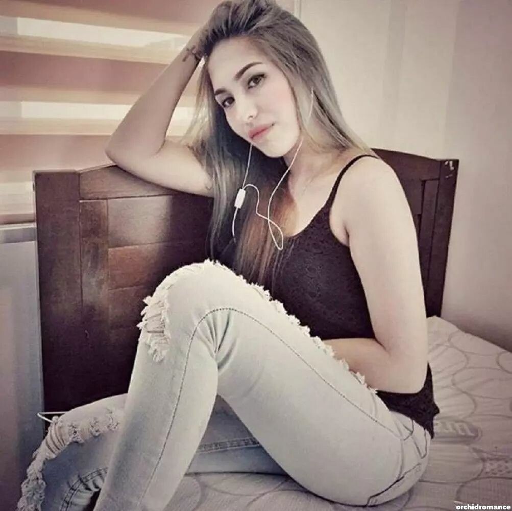 Celeztine Profile image 4