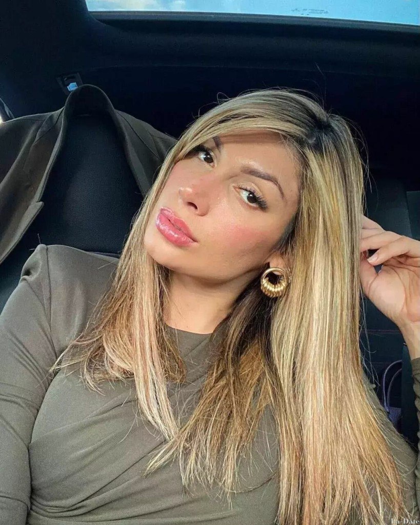 Camila Profile image 2