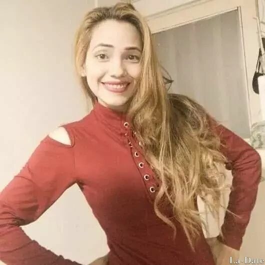 Laura Profile image 5