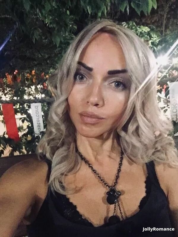 Erin Profile image 1
