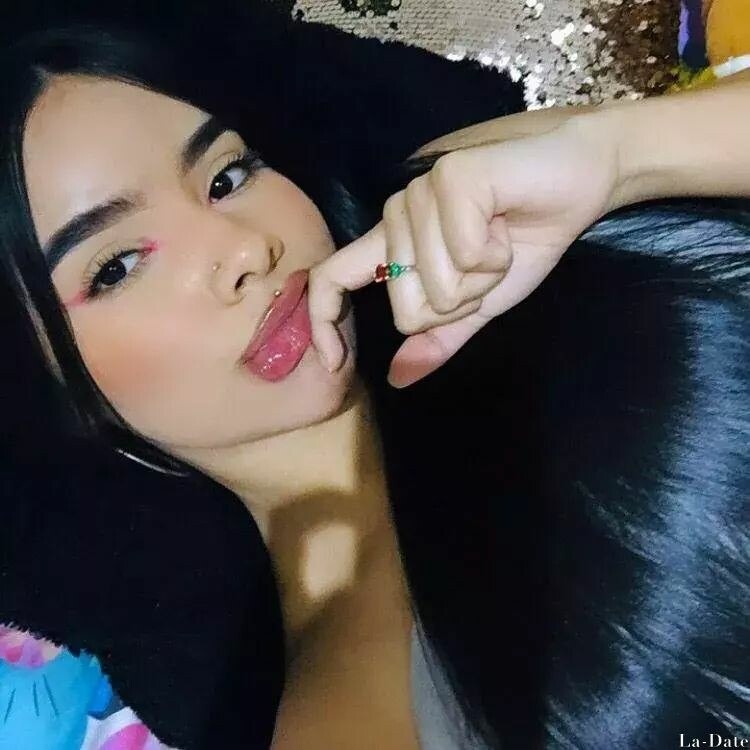 Daniela Profile image 4
