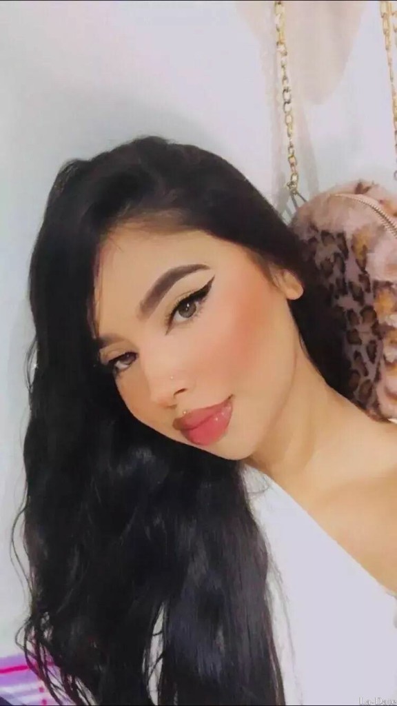 Daniela Profile image 5
