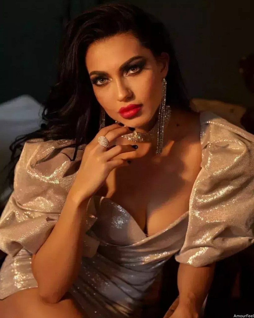 Alessia Profile image 2