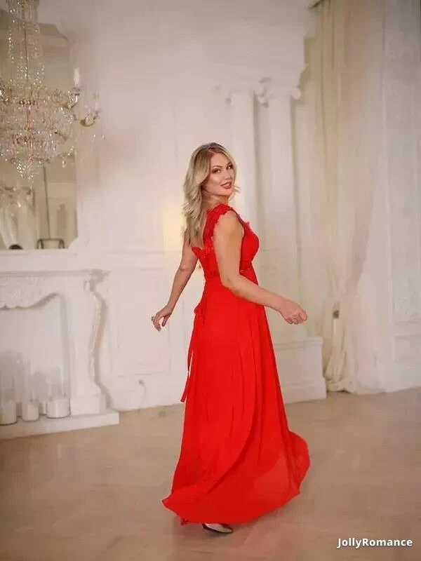 Vlada Profile image 3