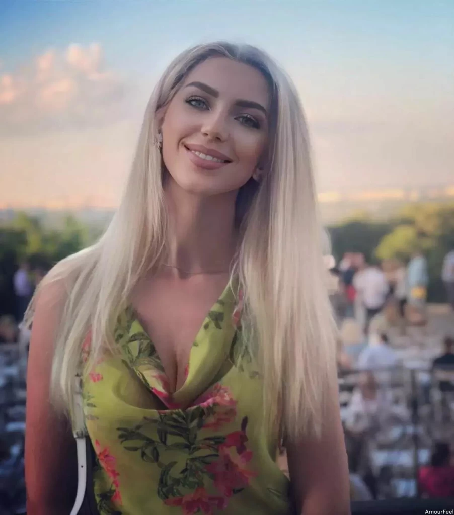 Krystyna Profile image 4